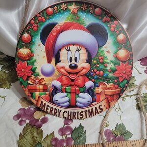 H364A-B-NEW 8" Wooden 2D Mickey OR Minnie Mouse Merry Christmas Wreath w/hanger